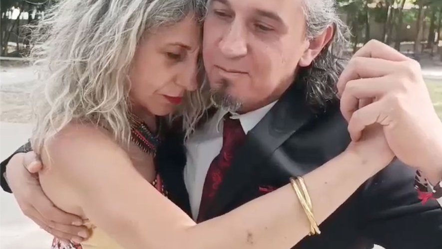 Nous sommes un couple de danseurs et professeurs de tango argentin